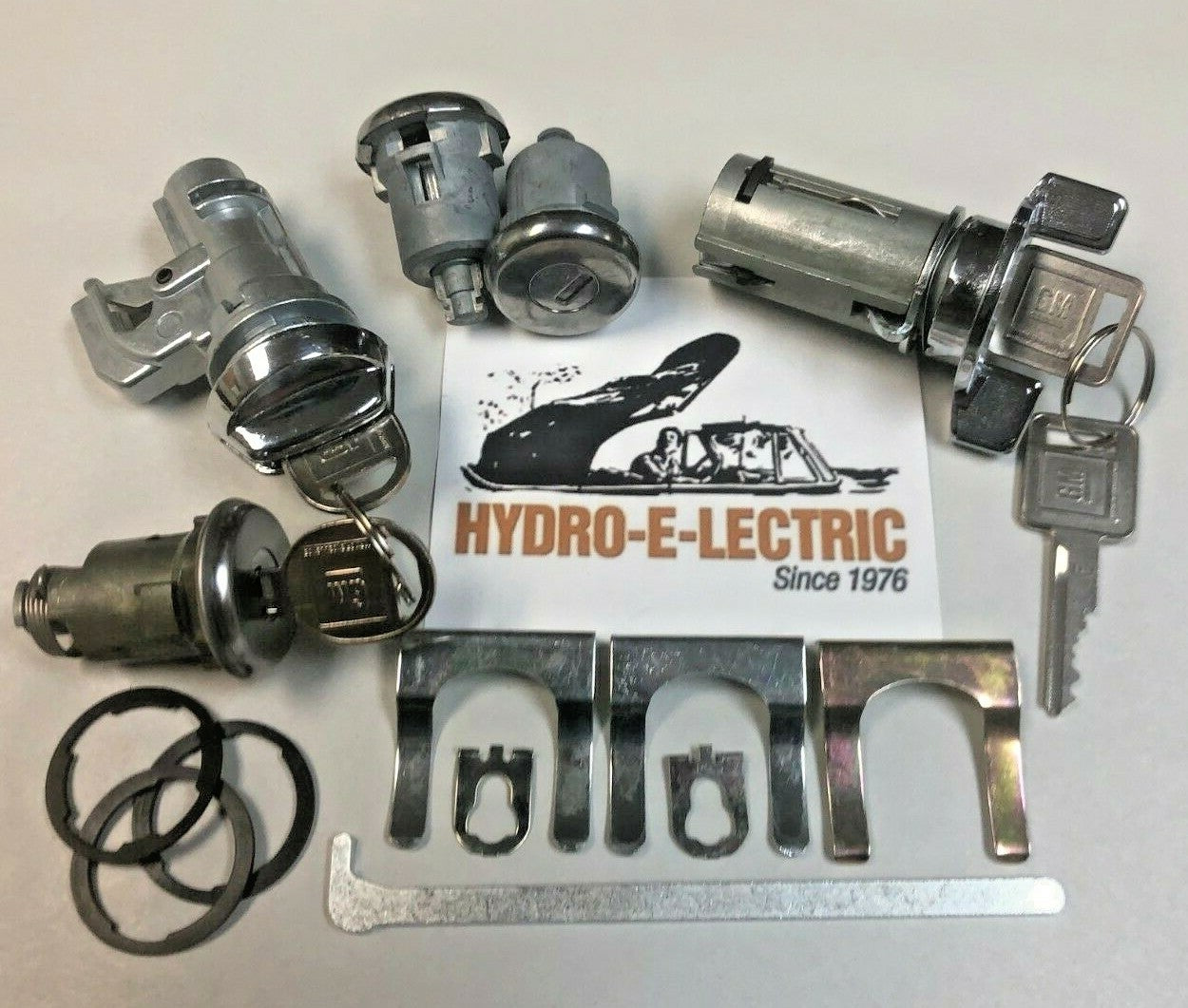 Complete OE-Style Lock Set with GM Rectangle and Oval Keys – Fits 1971–1973 Pontiac Bonneville, Catalina, and Grandville