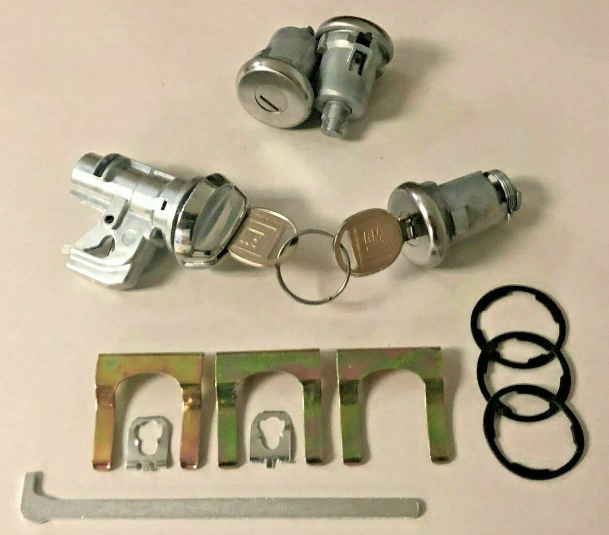 Door, Trunk, and Glove Compartment Lock Set with GM Keys – Fits 1971 Chevrolet Full-Size Passenger Cars (Except Wagon)