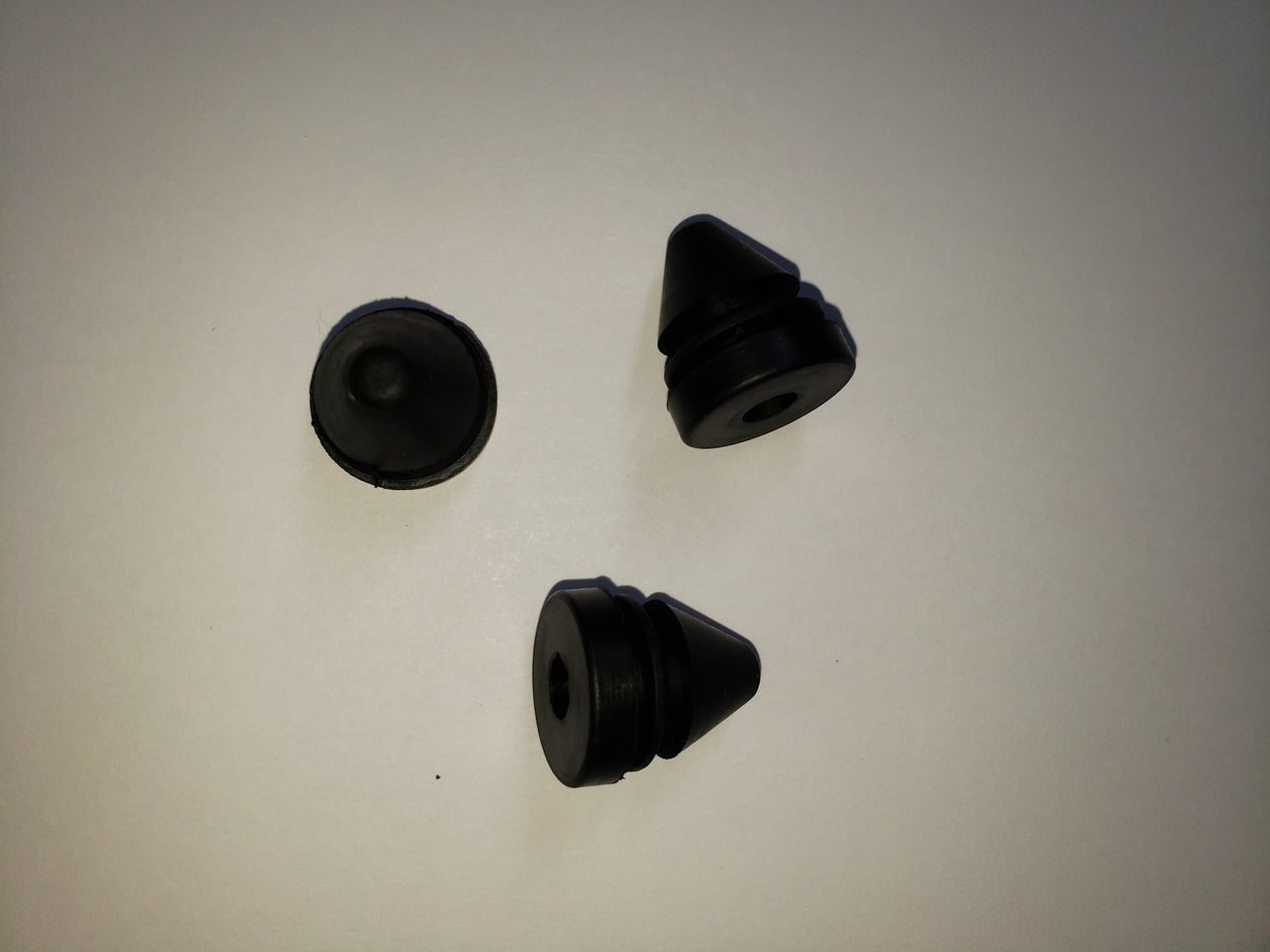 Grommets, set of 3