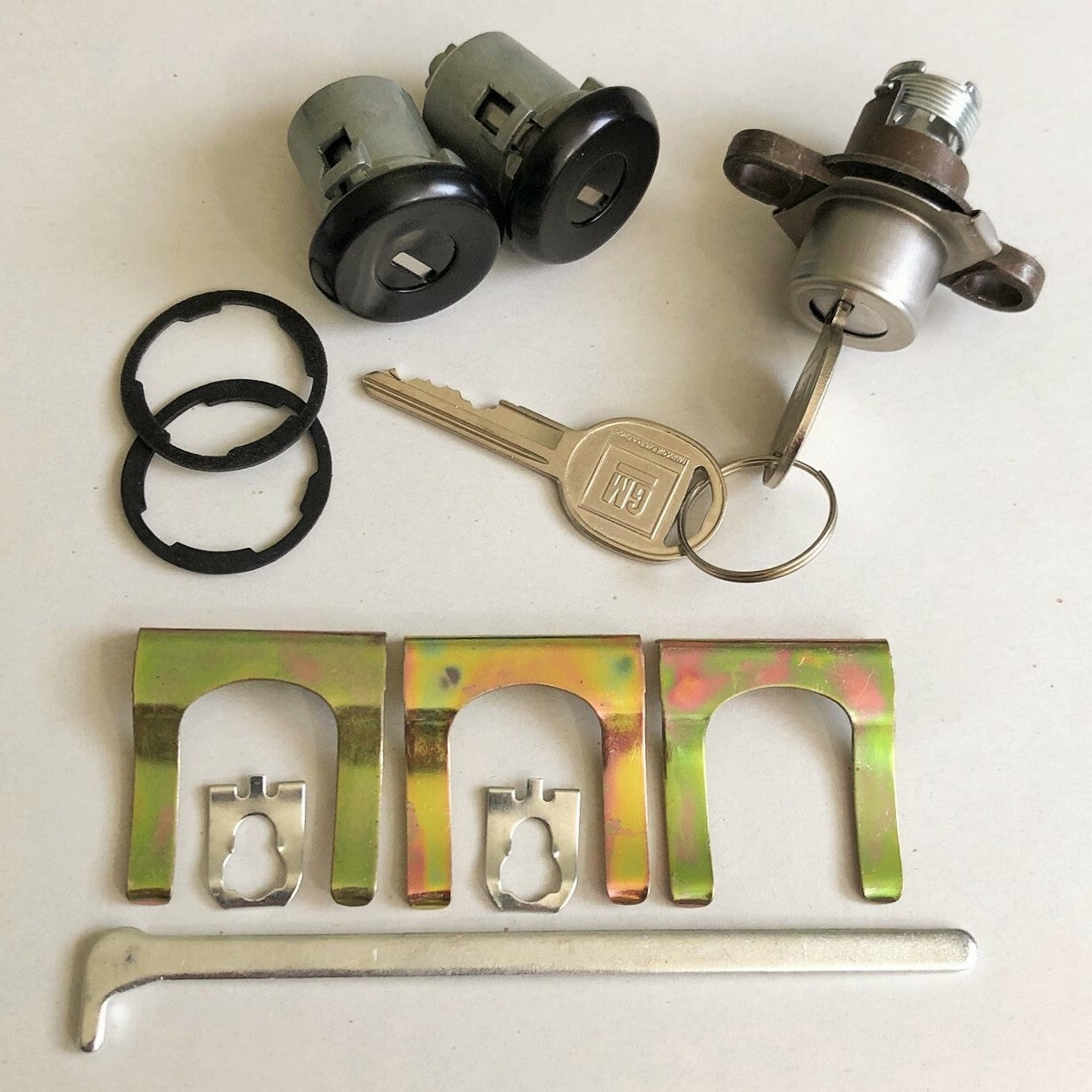 Door and Trunk Lock Set with Black Finish Door Locks and GM Oval Keys – Fits 1969 Pontiac Firebird