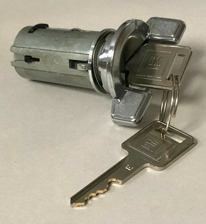 Complete OE-Style Lock Set with GM Square and Oval Keys – Fits 1972–1973 Chevrolet Full-Size Passenger Cars (Except Wagon)