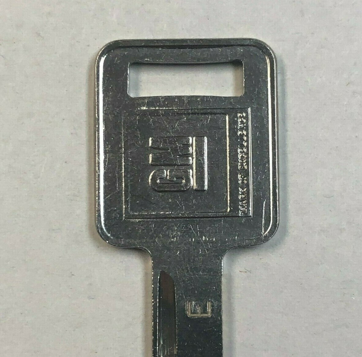 Black Ignition and Door Lock Set with GM Keys – Fits 1987–1992 Chevrolet and GMC Pickup Trucks