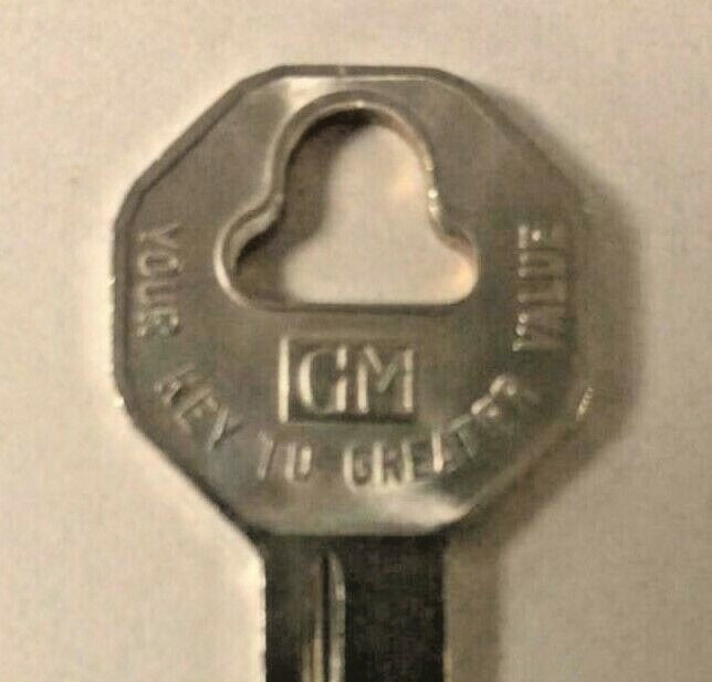 Chrome Ignition Lock Cylinder – Fits 1949–1964 Chevrolet Passenger Car; 1964 Chevrolet Chevelle, El Camino and Malibu; 1941–1953 Buick Passenger Car; 1961–1964 Buick Skylark and Special