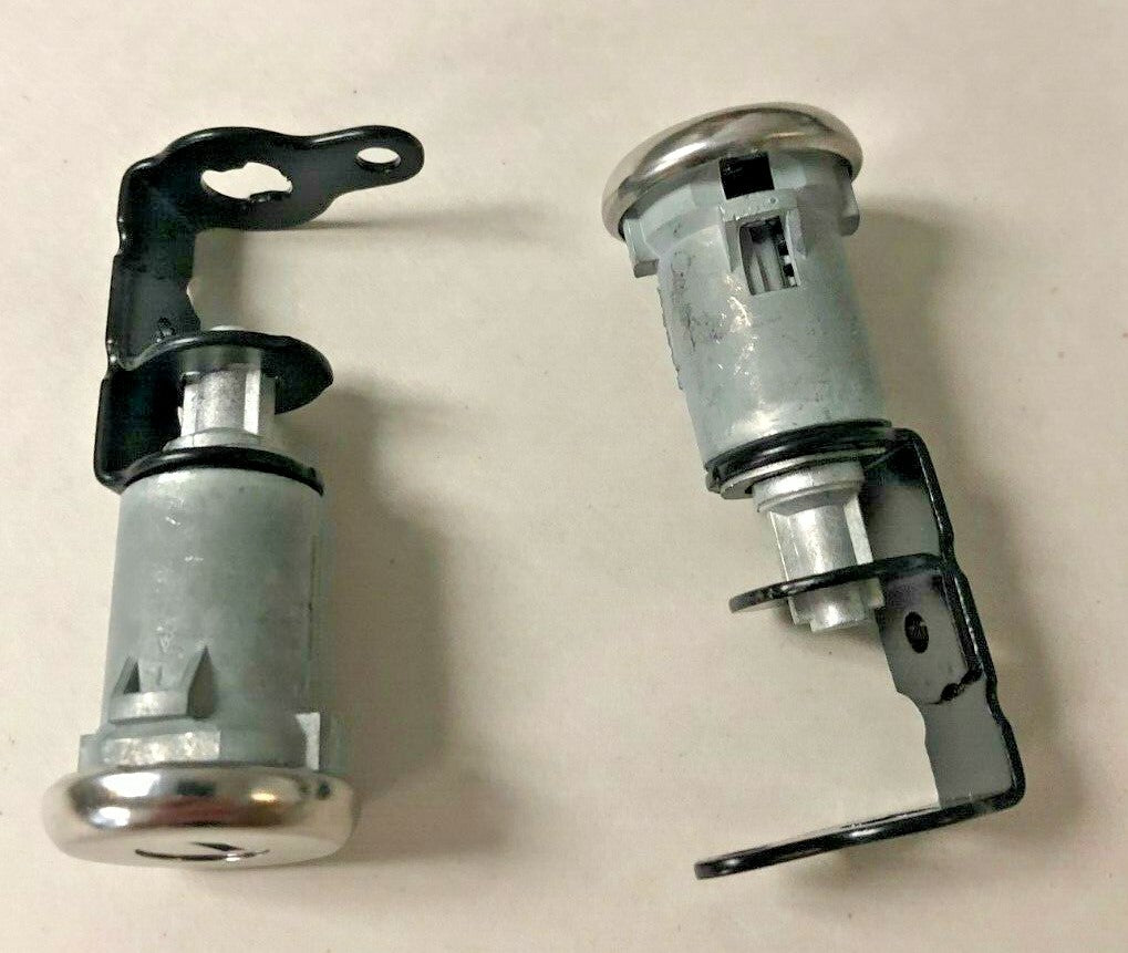 Ignition and Door Lock Set with GM Keys – Fits 1959–1960 Chevrolet 2-Door Hardtop and Convertible Models