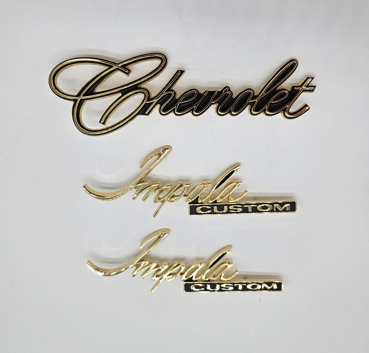 Quarter Panel & Trunk Emblems, Gold 1971-1976 Chevrolet Impala Custom