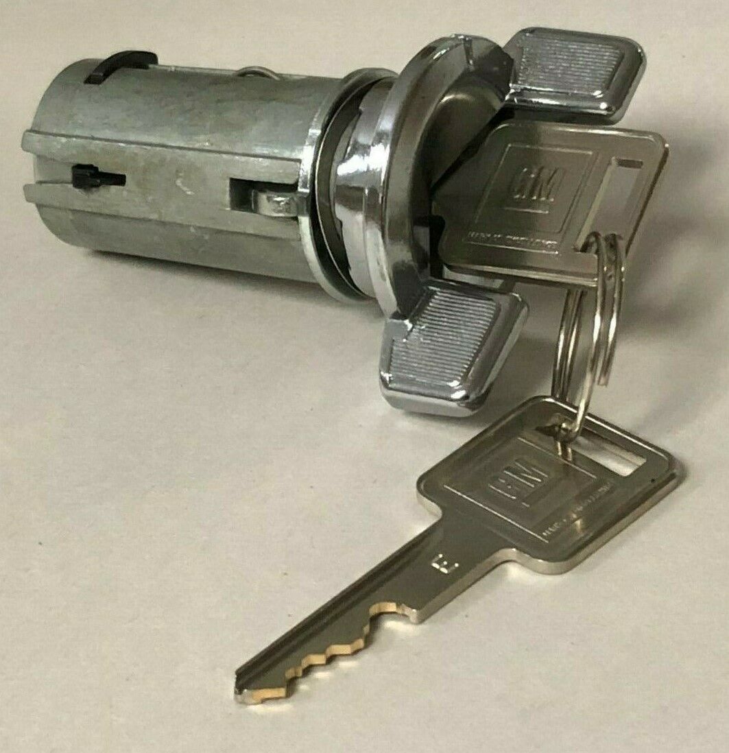 Black Door and Trunk Lock Set with Chrome Ignition and Keys, PY135B + PY102B